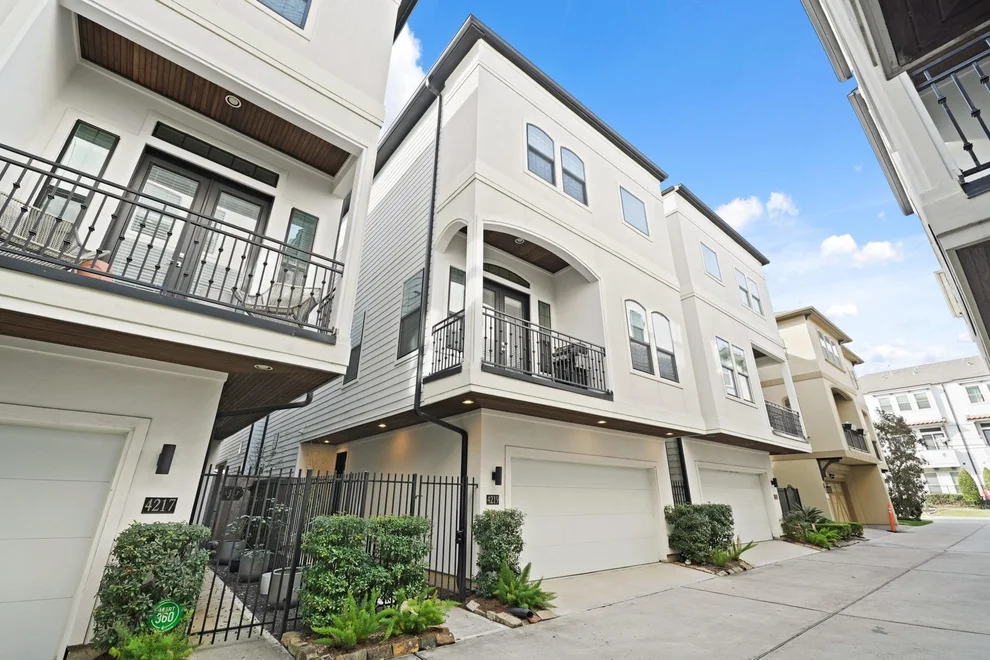 Unit for sale at 4219 Dickson Street, Houston, TX 77007