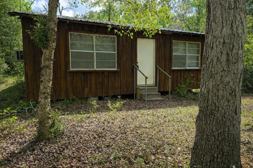 Unit for sale at 118 Buffalo Run E, Livingston, TX 77351