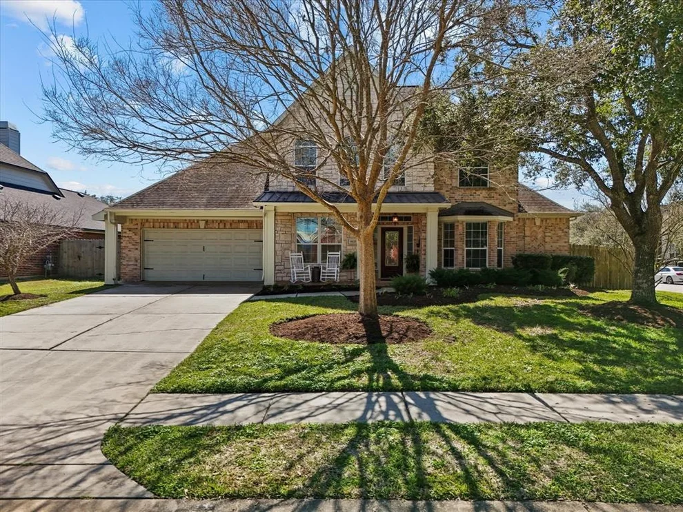 Unit for sale at 6121 Berwick Lane, League City, TX 77573