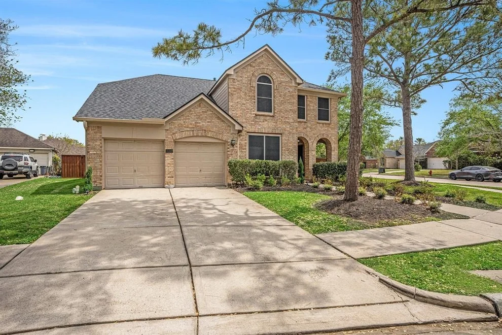 Unit for sale at 4302 Running Pine Court, League City, TX 77573