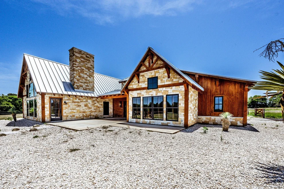 Unit for sale at 420 Fm 2110, Crockett, TX 75835