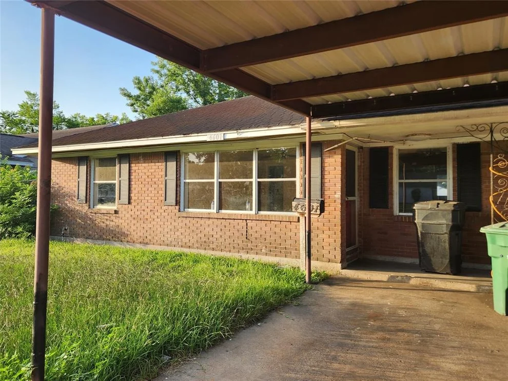 Unit for sale at 4601 W 43rd Street, Houston, TX 77092