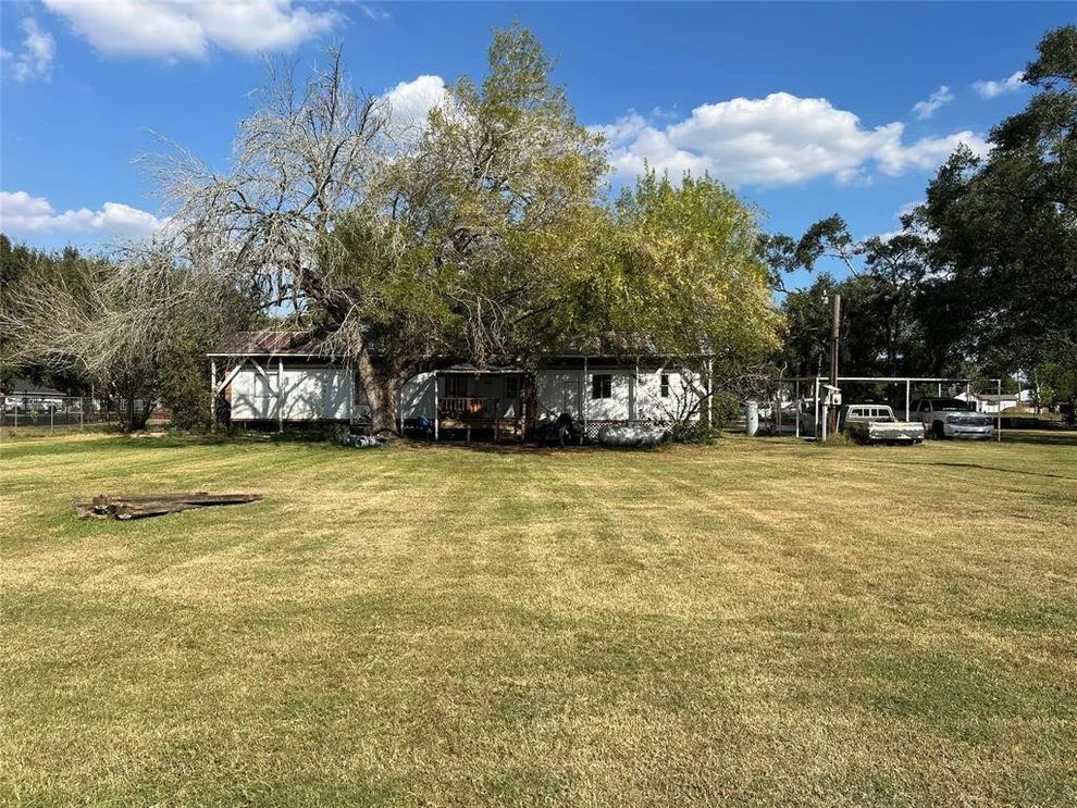 Unit for sale at 3320 Ohio Street, Fresno, TX 77545