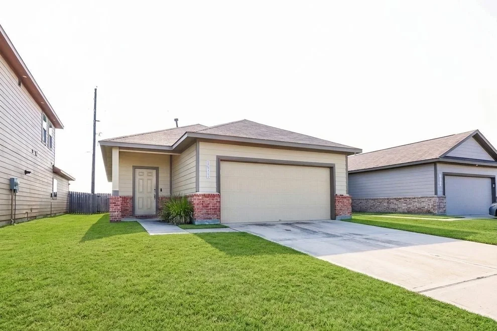 Unit for sale at 10010 Yanet Grove Lane, Houston, TX 77044