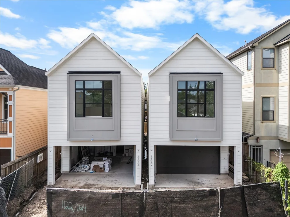 Unit for sale at 1122 Robbie Street, Houston, TX 77009
