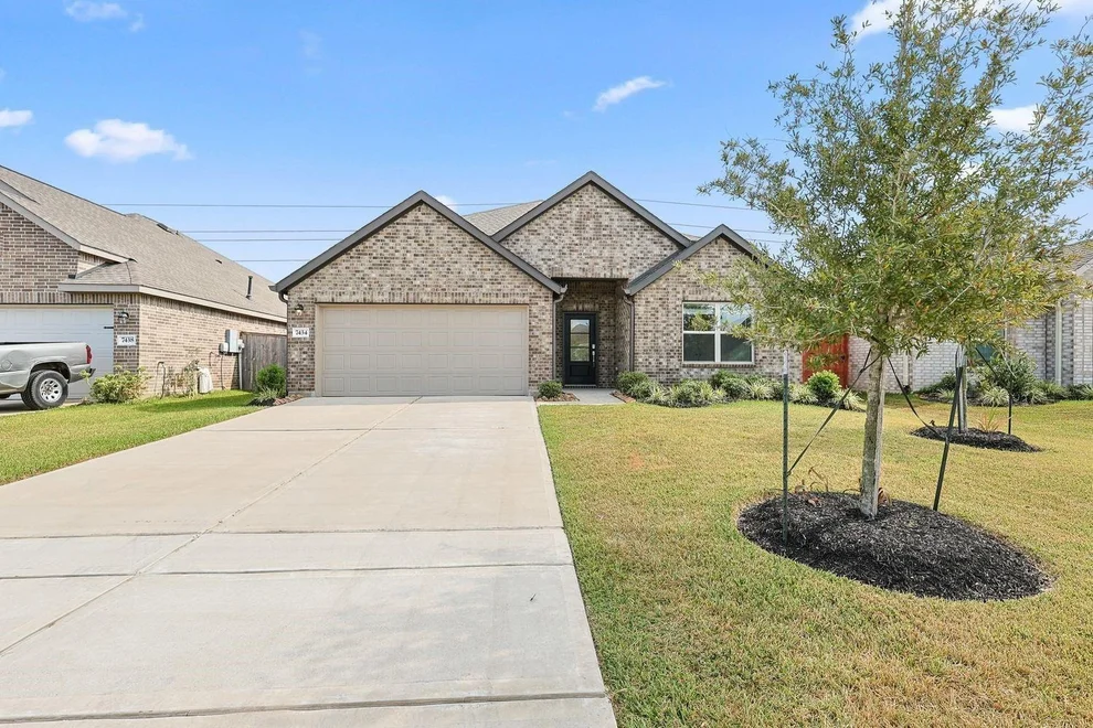 Unit for sale at 7434 Bartoncliff Drive, Katy, TX 77493