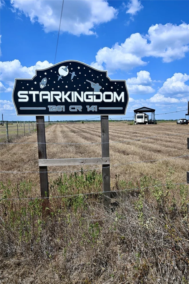 Unit for sale at 1261 County Road 141, Rock Island, TX 77470