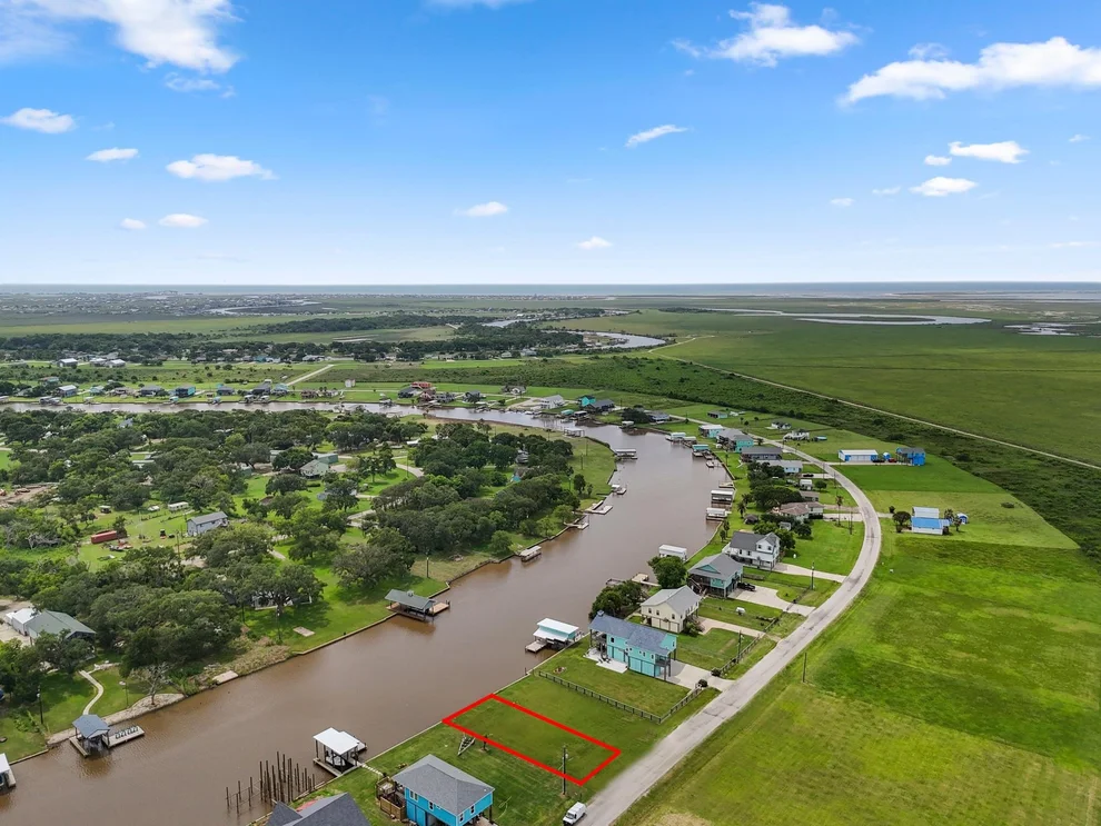 Unit for sale at 6 County Road 291, Sargent, TX 77414