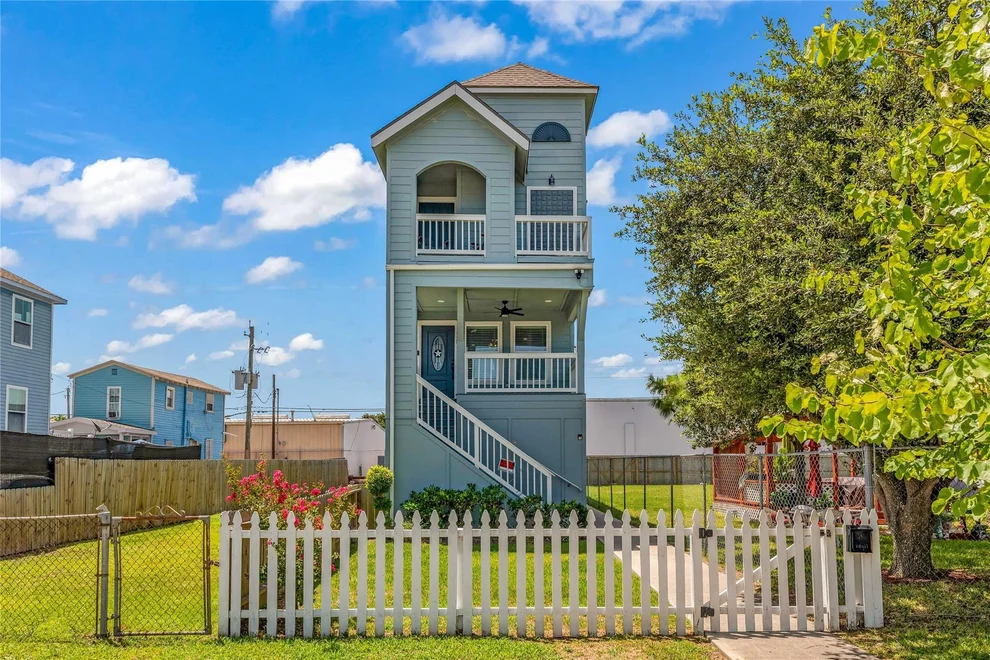 Unit for sale at 2811 Sealy Street, Galveston, TX 77550