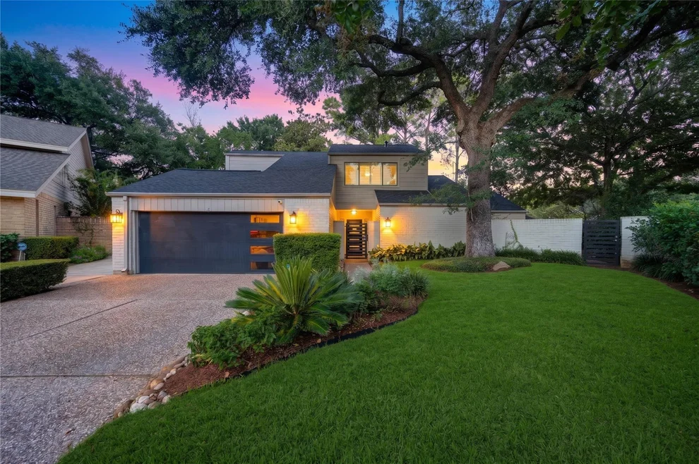 Unit for sale at 407 Barkers Landing Court, Houston, TX 77079