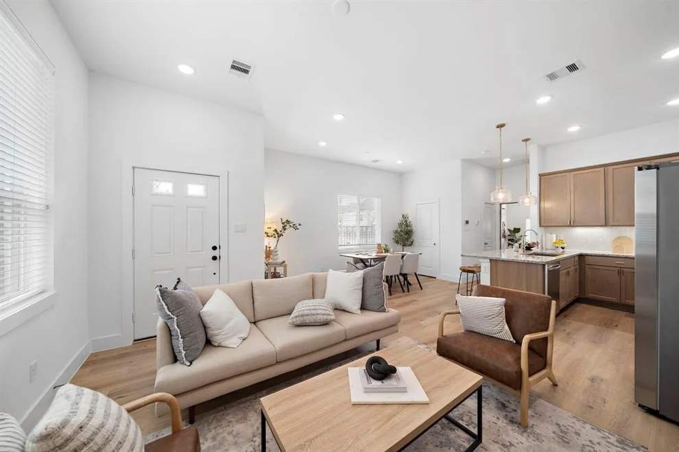 Unit for sale at 1556 W Tidwell Road, Houston, TX 77091