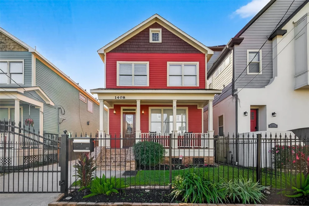 Unit for sale at 1408 W 25th Street, Houston, TX 77008