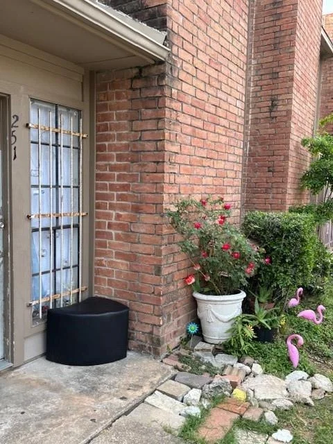 Unit for sale at 10501 South Drive, Houston, TX 77099