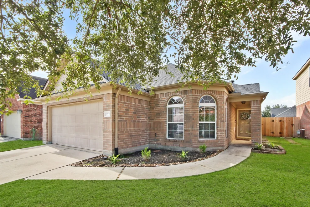 Unit for sale at 17911 Egret Lake Way, Humble, TX 77346