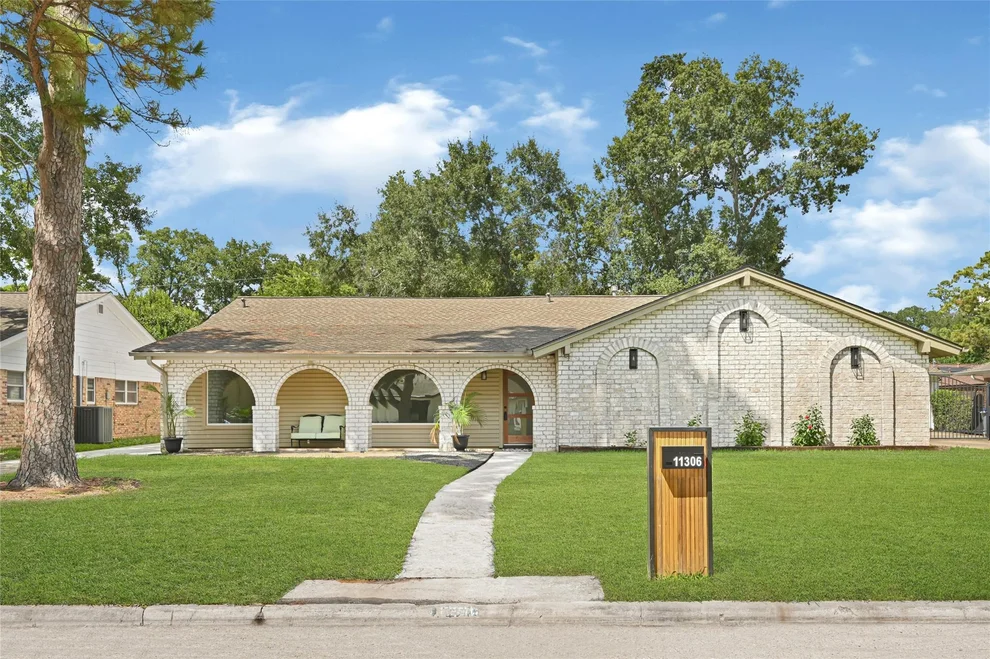 Unit for sale at 11306 Valley Spring Drive, Houston, TX 77043