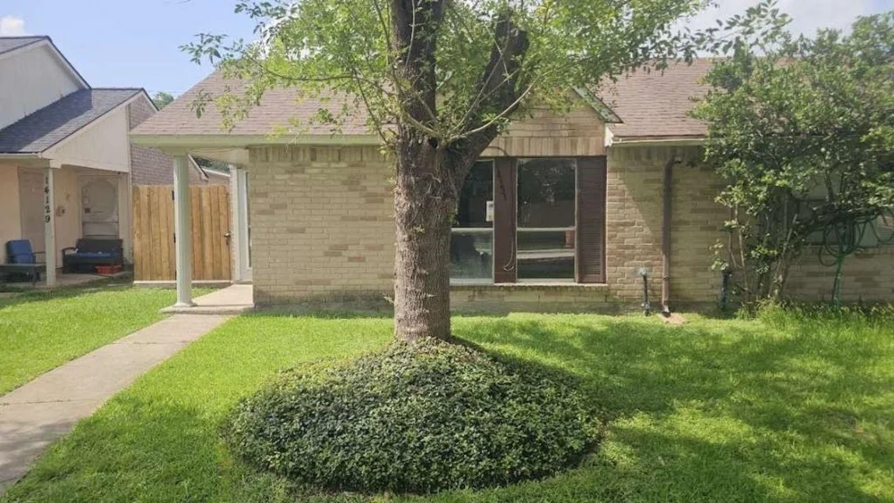 Unit for sale at 14131 Callahan Drive, Houston, TX 77049