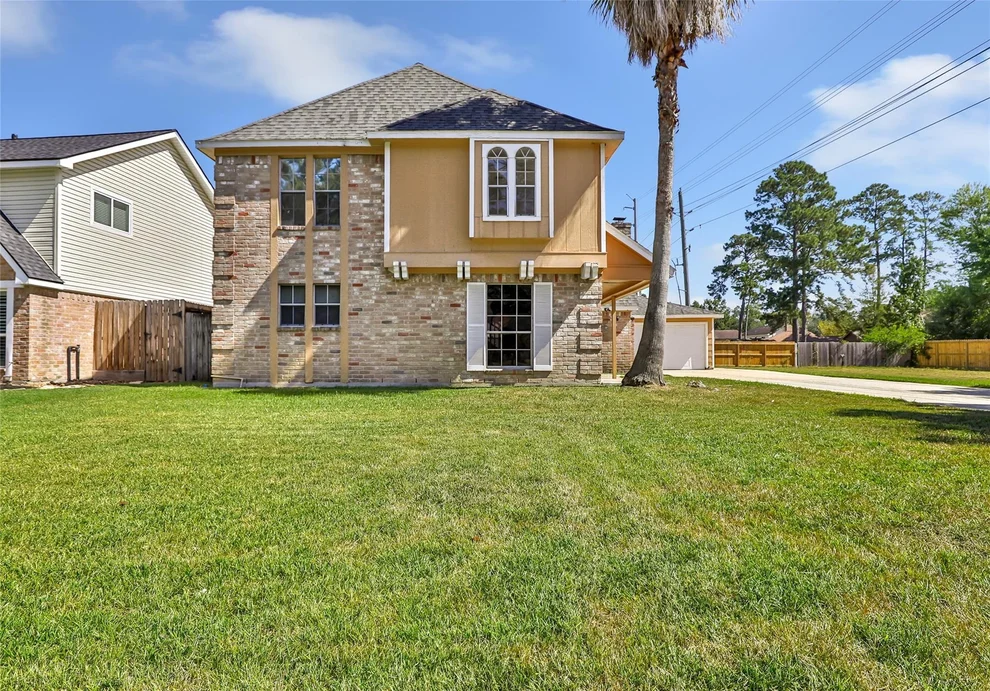 Unit for sale at 19310 Oak Timbers Drive, Humble, TX 77346