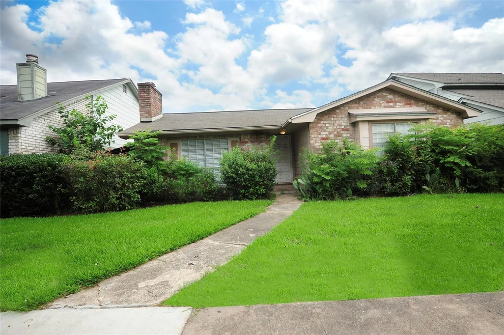 Unit for sale at 13032 Clarewood Drive, Houston, TX 77072