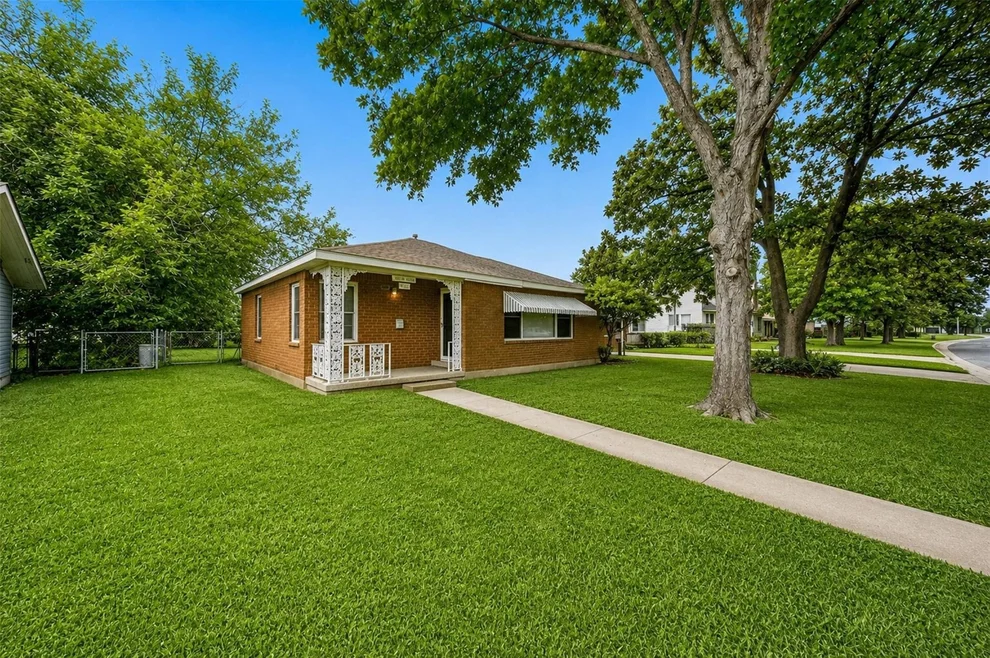 Unit for sale at 2210 2nd Street, Galena Park, TX 77547