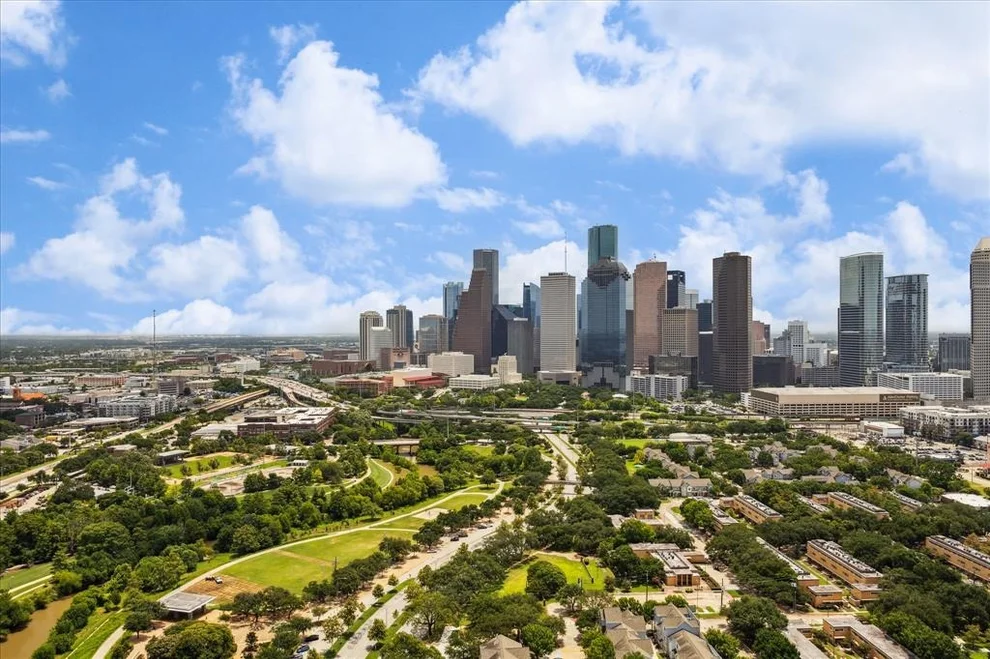 Unit for sale at 1711 Allen Parkway, Houston, TX 77019