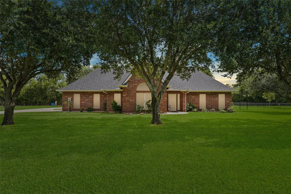 Unit for sale at 15530 Rosemary Lane, Crosby, TX 77532