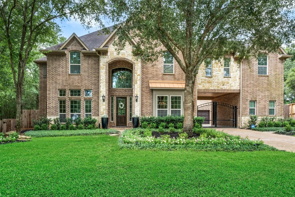 Unit for sale at 102 Pickerel Point, Montgomery, TX 77316