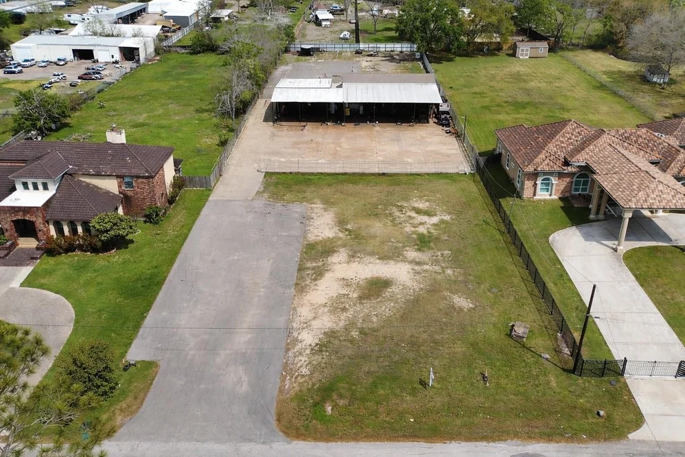 Unit for sale at 527 Pampa Street, Pasadena, TX 77504