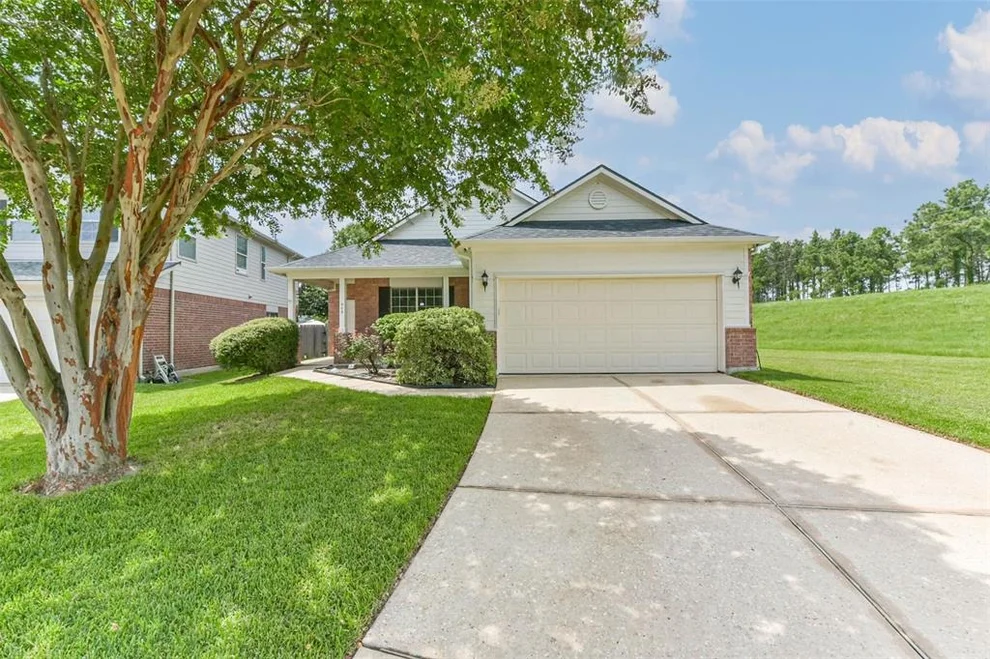 Unit for sale at 902 Parsonfield Court, Spring, TX 77373