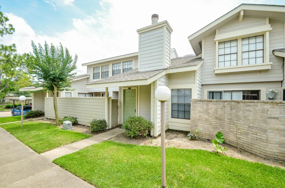 Unit for sale at 6211 Ludington Drive, Houston, TX 77035