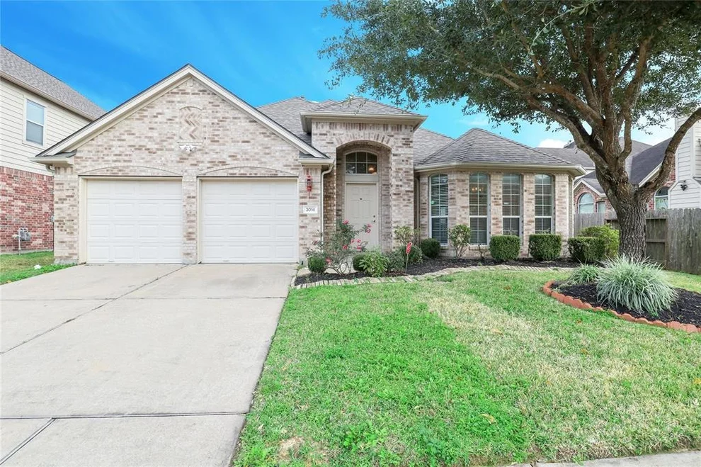 Unit for sale at 3014 Natchez Hill Trail, Houston, TX 77084