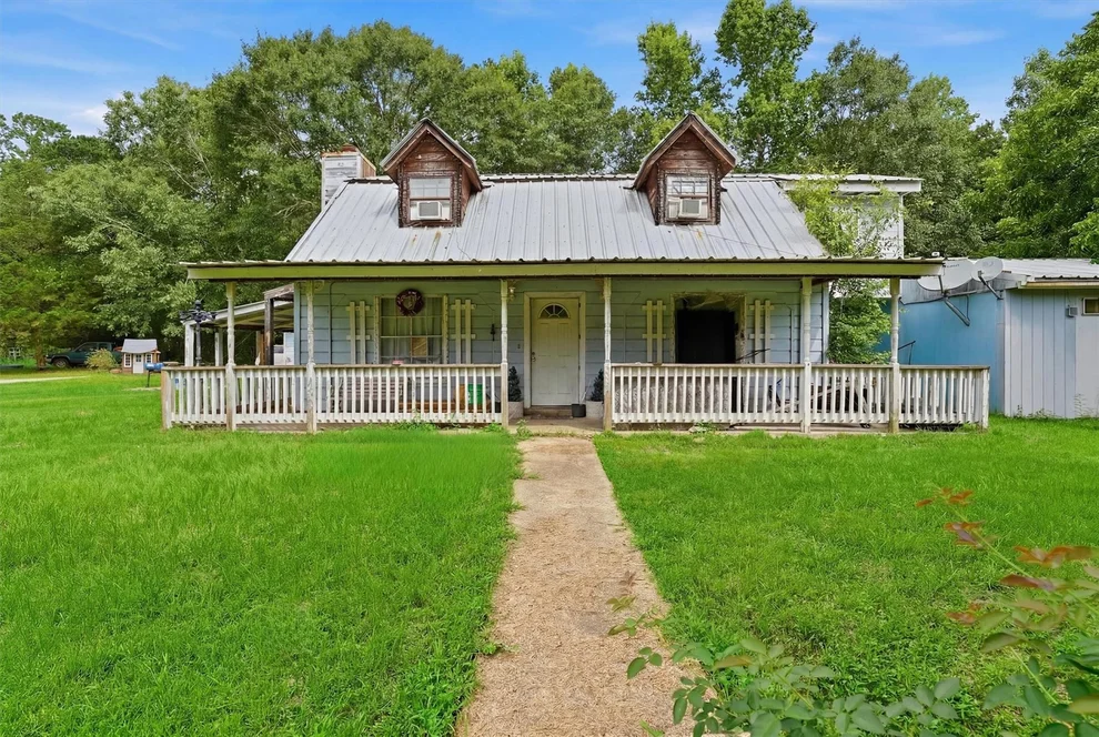 Unit for sale at 9581 Highway 150, Shepherd, TX 77371