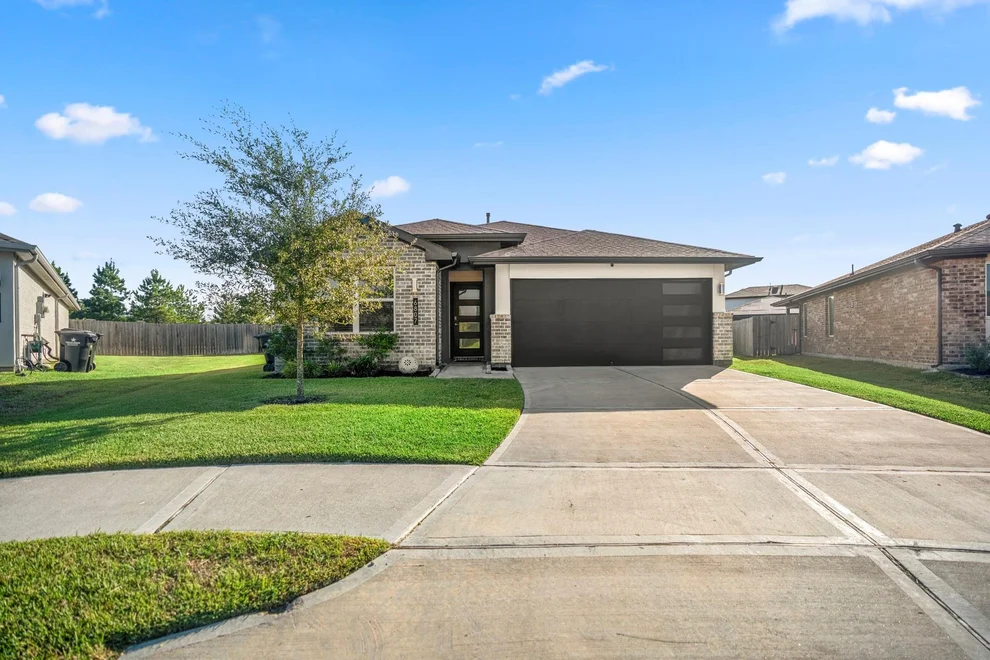 Unit for sale at 6807 Telford Hollow Trail, Richmond, TX 77407