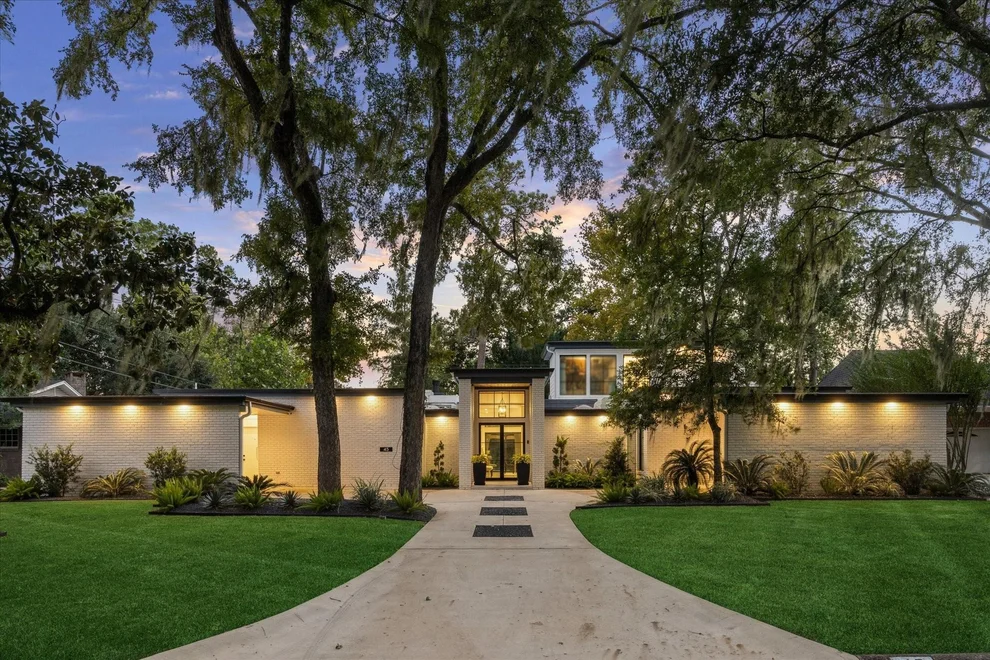 Unit for sale at 45 Patti Lynn Lane, Houston, TX 77024