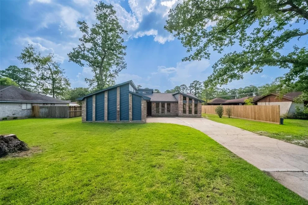 Unit for sale at 21019 Lost Pine Trail, Crosby, TX 77532