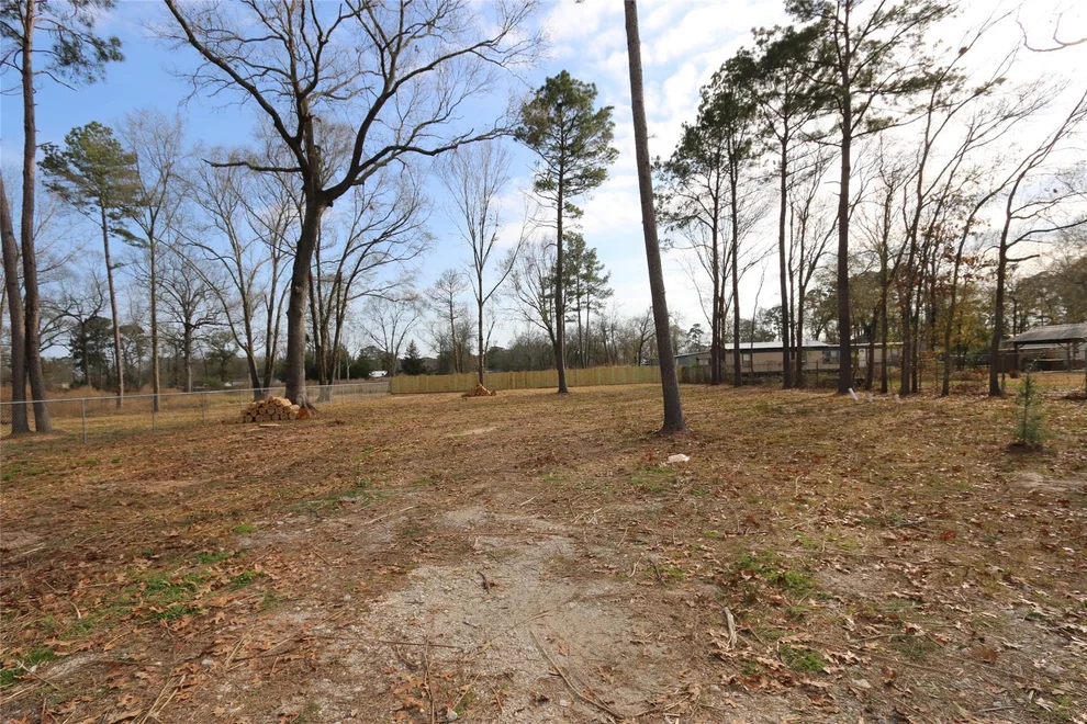 Unit for sale at 21820 Cherry St, New Caney, TX 77357