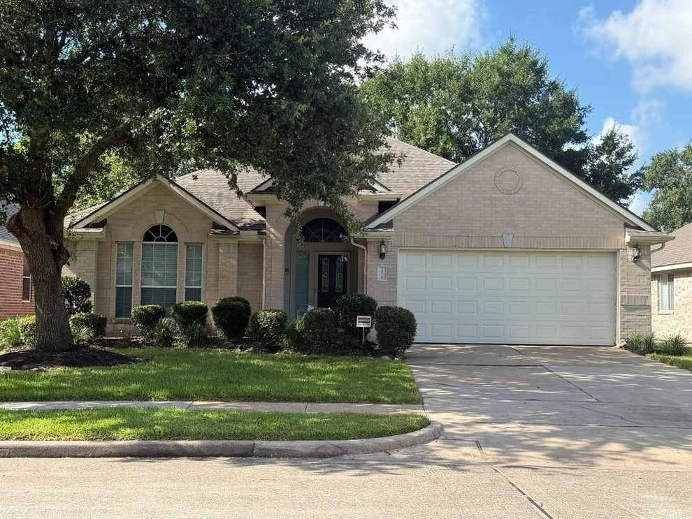 Unit for sale at 1626 Tynemouth Drive, Pasadena, TX 77504