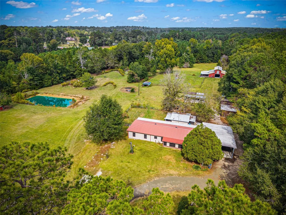 Unit for sale at 577 County Road 138 E, Jasper, TX 75951