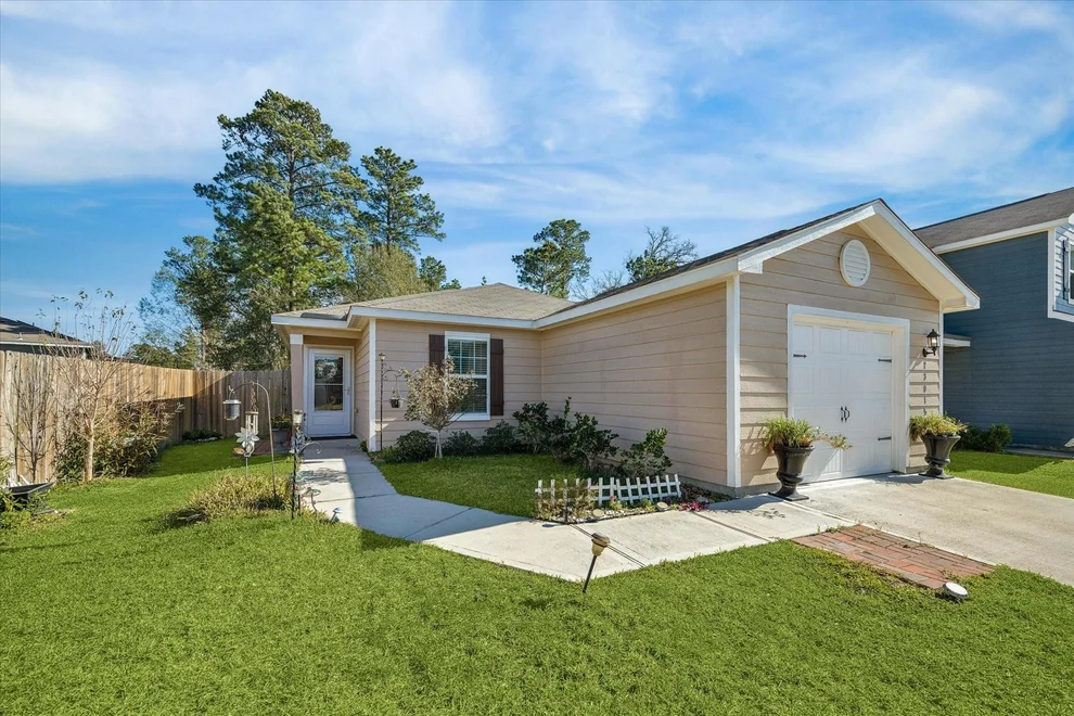 Unit for sale at 23015 Bellini Drive, Magnolia, TX 77355