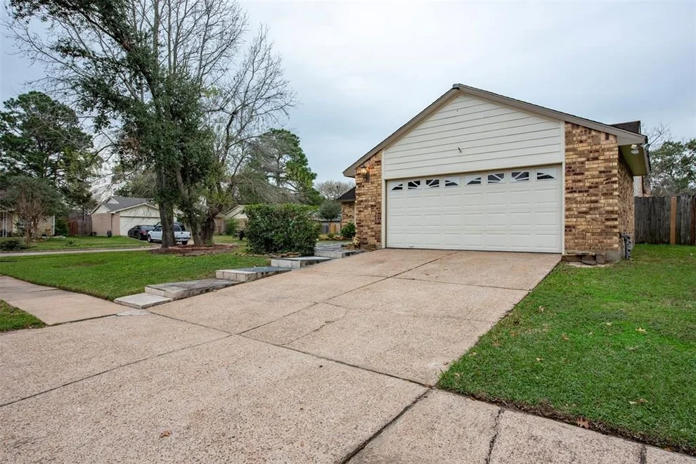 Unit for sale at 16903 Cairngale Street, Houston, TX 77084