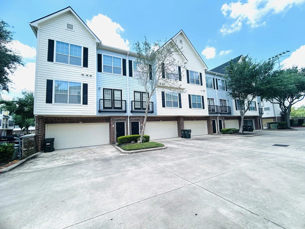 Unit for sale at 9200 Westheimer Road, Houston, TX 77063