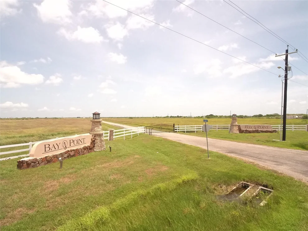 Unit for sale at 102 Redfish Way, Port Lavaca, TX 77979