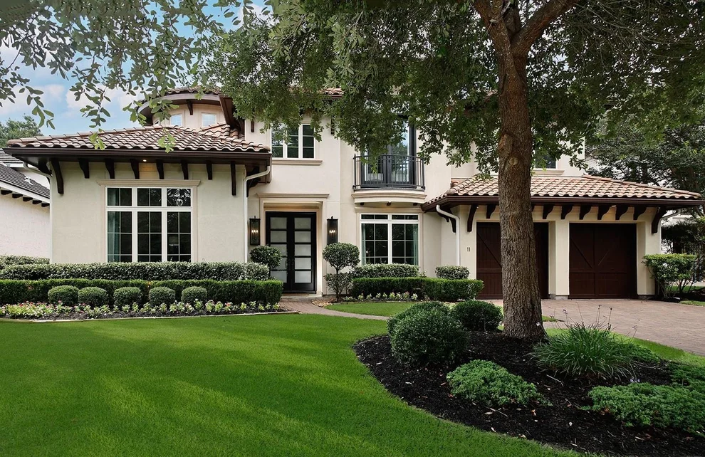 Unit for sale at 11 Karsten Creek Court, The Woodlands, TX 77389