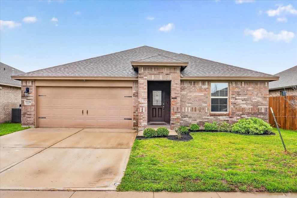 Unit for sale at 7225 Star Gazer Drive, Corpus Christi, TX 78414