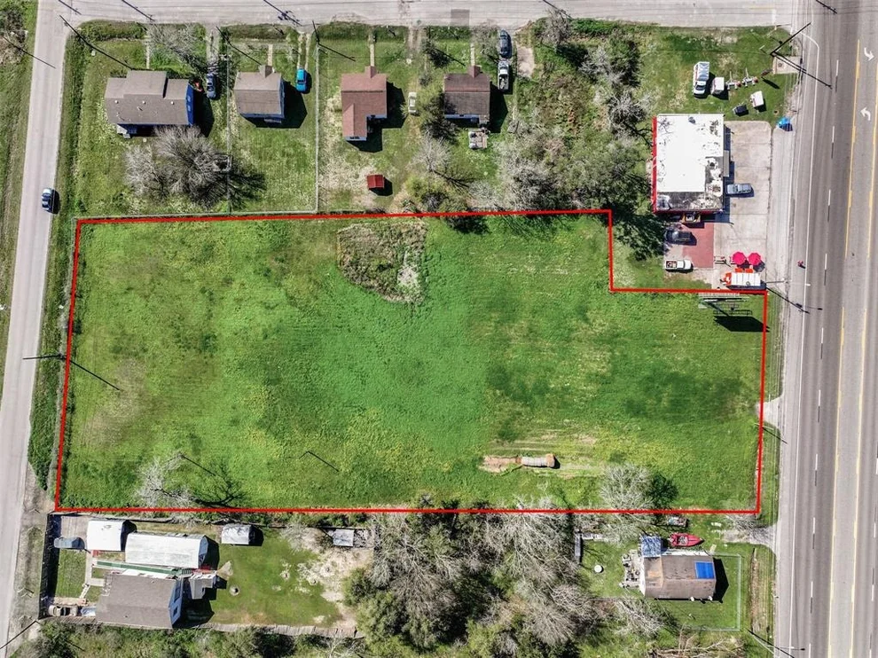 Unit for sale at 7115 Highway 6, Hitchcock, TX 77563