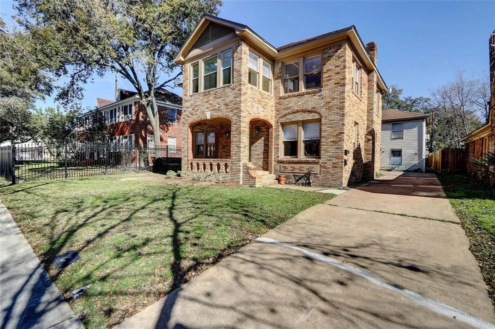 Unit for sale at 1407 Godwin Street, Houston, TX 77023
