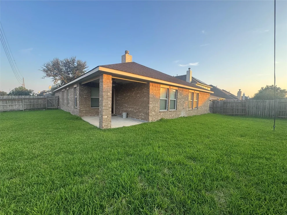 Unit for sale at 17834 Oakridge Canyon Lane, Richmond, TX 77407