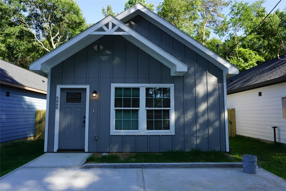 Unit for sale at 10002 Calendar Street, Willis, TX 77318