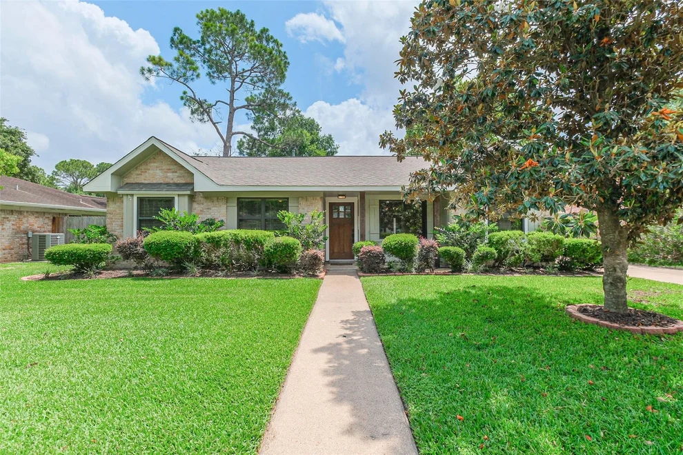 Unit for sale at 12807 Westleigh Drive, Houston, TX 77077
