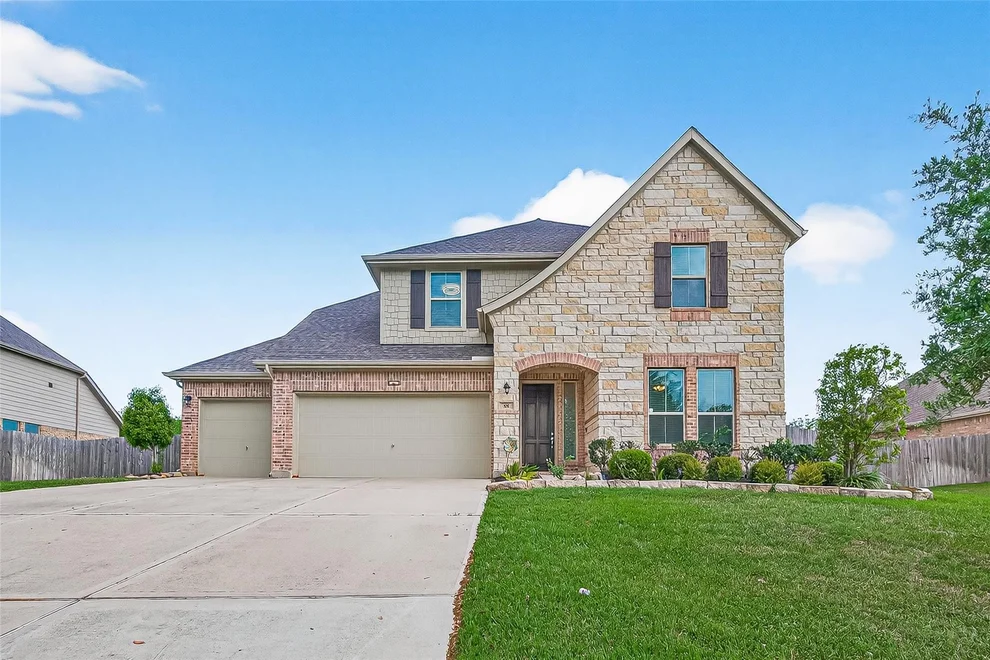 Unit for sale at 95 Rivercove Lane, Richmond, TX 77406