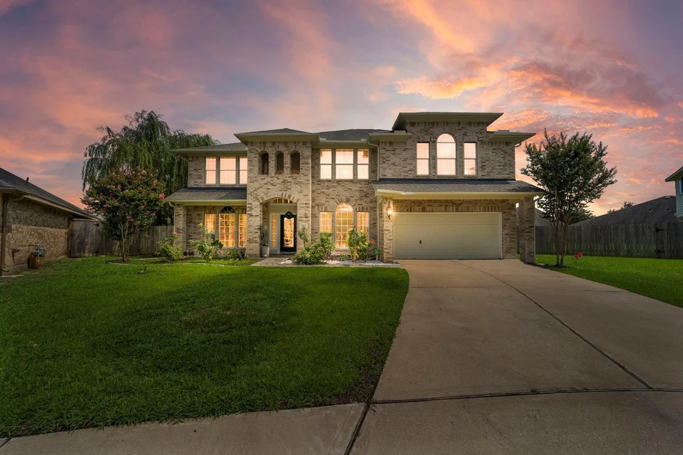 Unit for sale at 815 Arlington Lane, Rosenberg, TX 77469